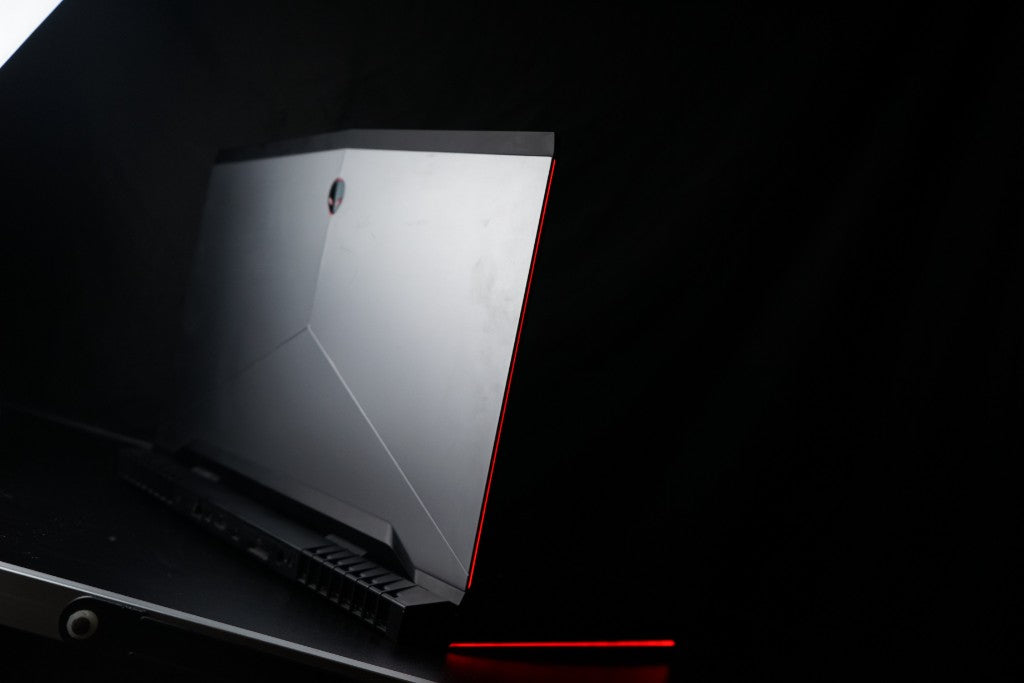 Gaming laptop rear three-quarter closed